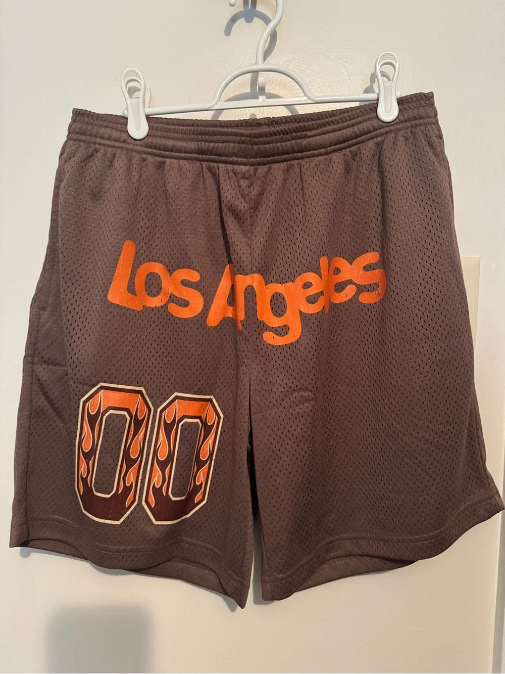 Los Angeles Men's Size Medium Brown Mesh Athletic Shorts NWOT